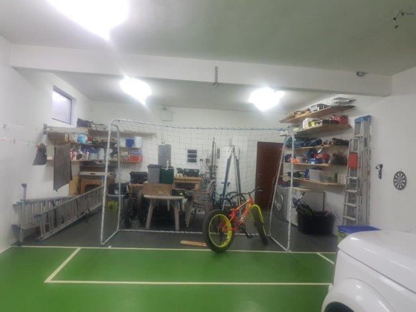 754376_Garage1.jpg