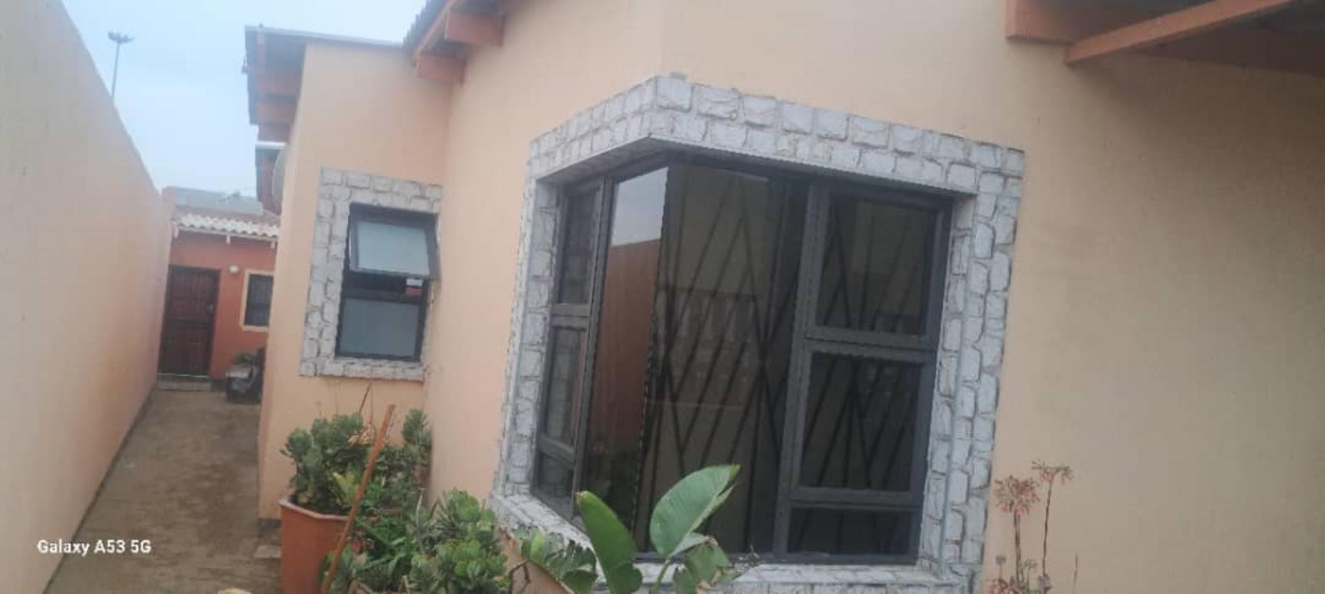 4 Bedroom House for Sale - Erongo